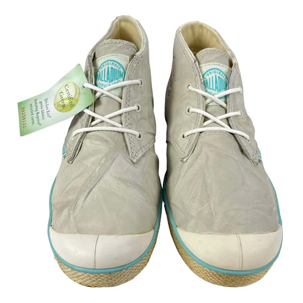 Palladium Women’s 8 Slim‎ Chukka Off White Ankle Boot Shoes